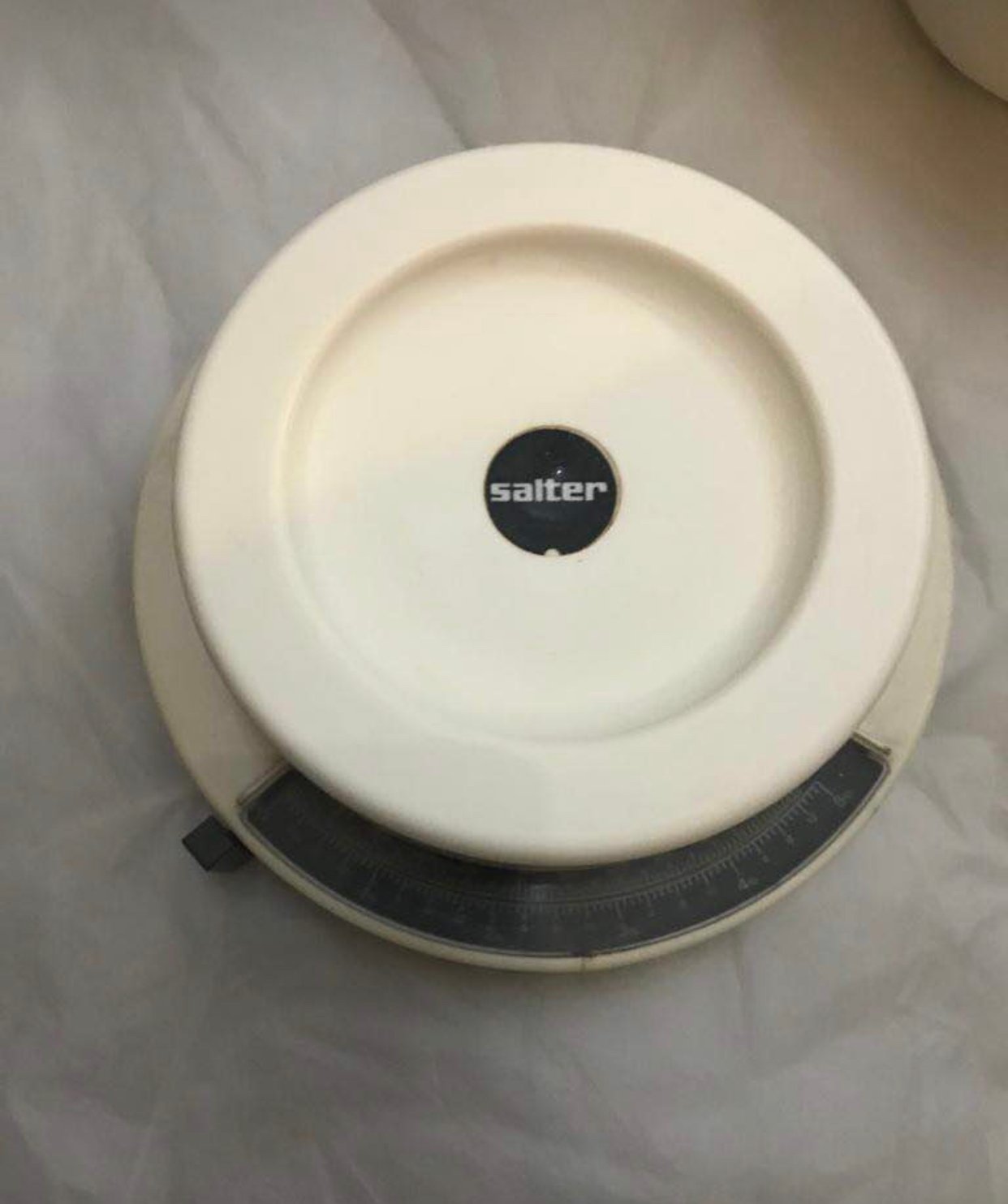 Vintage salter kitchen weighing scales with bowl