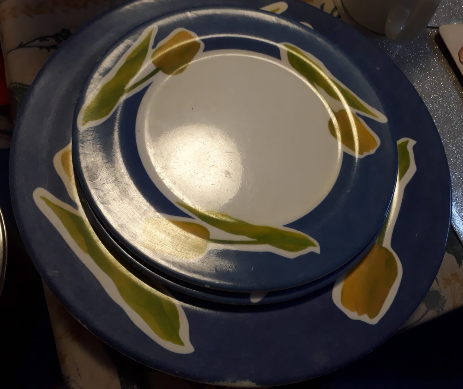 Set of 4 Plates