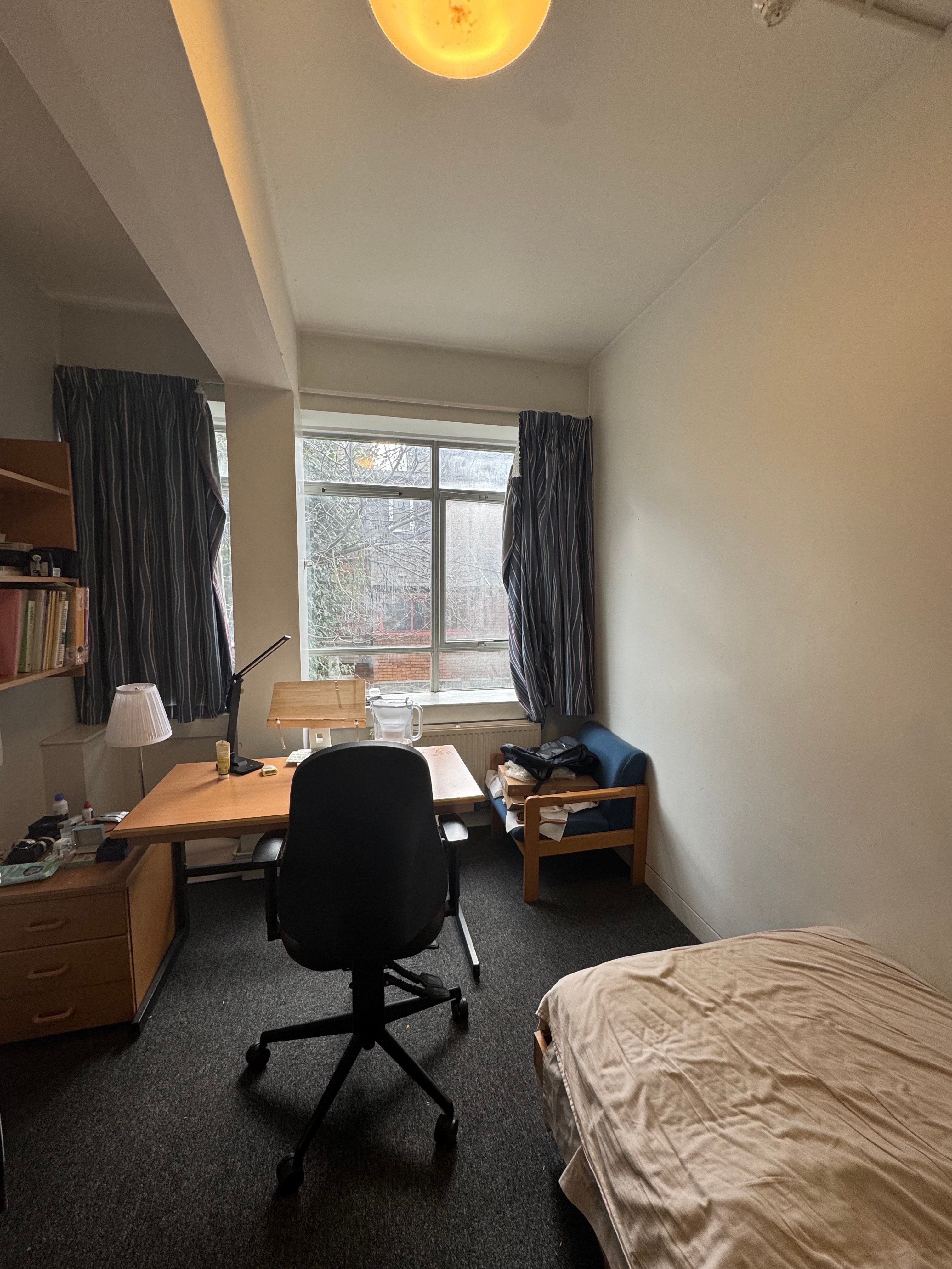 Room inside 2 