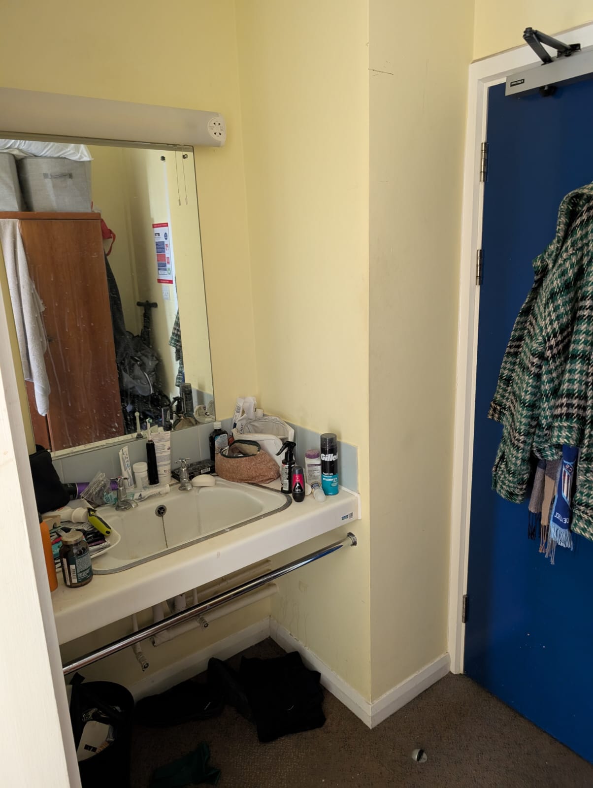 Sink area