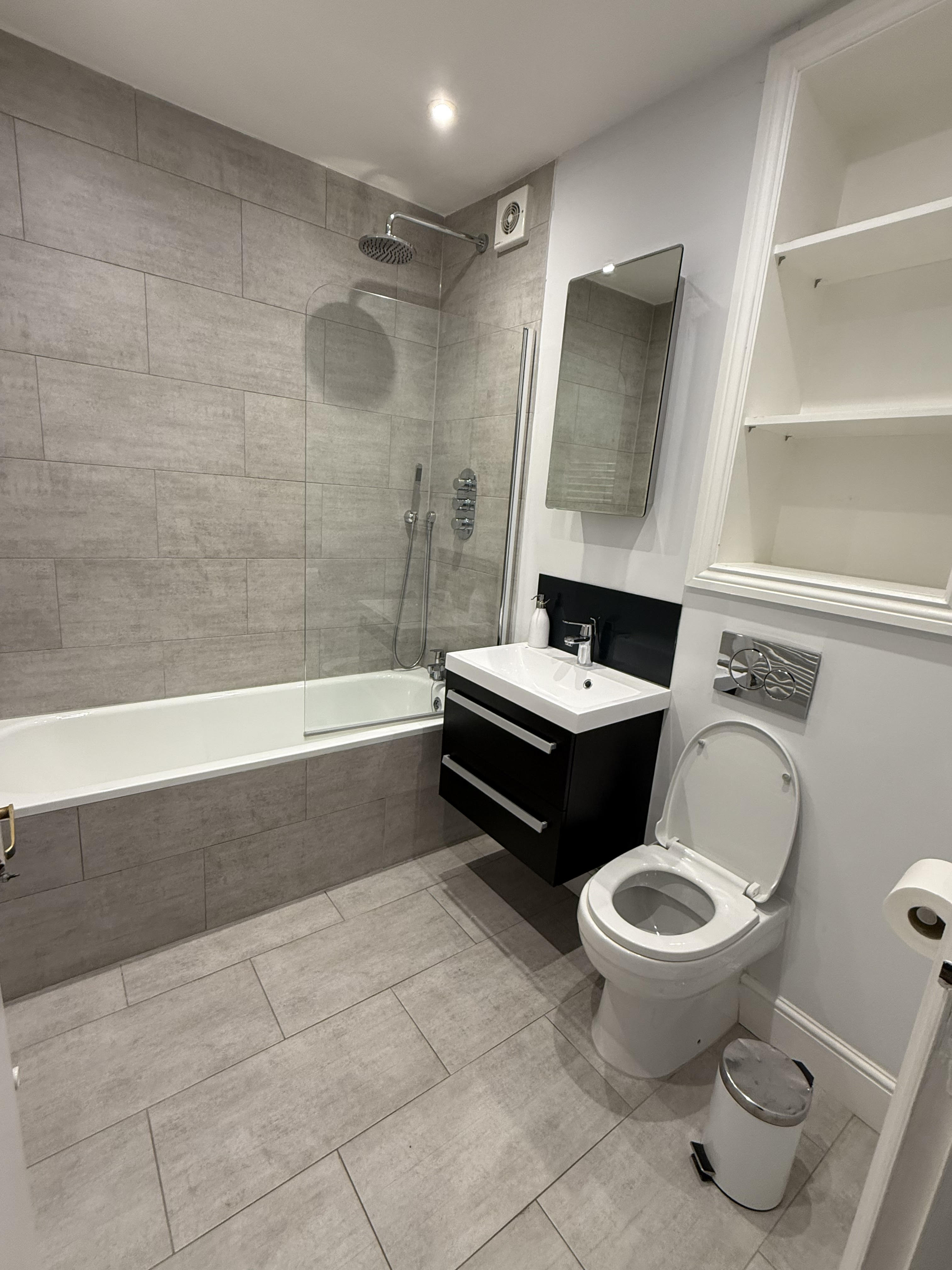 Flatmate bathroom
